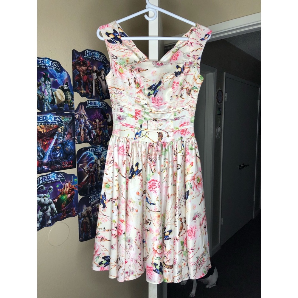 Unique Vintage Roman Holiday Floral Fit Flare Vintage Dress Small